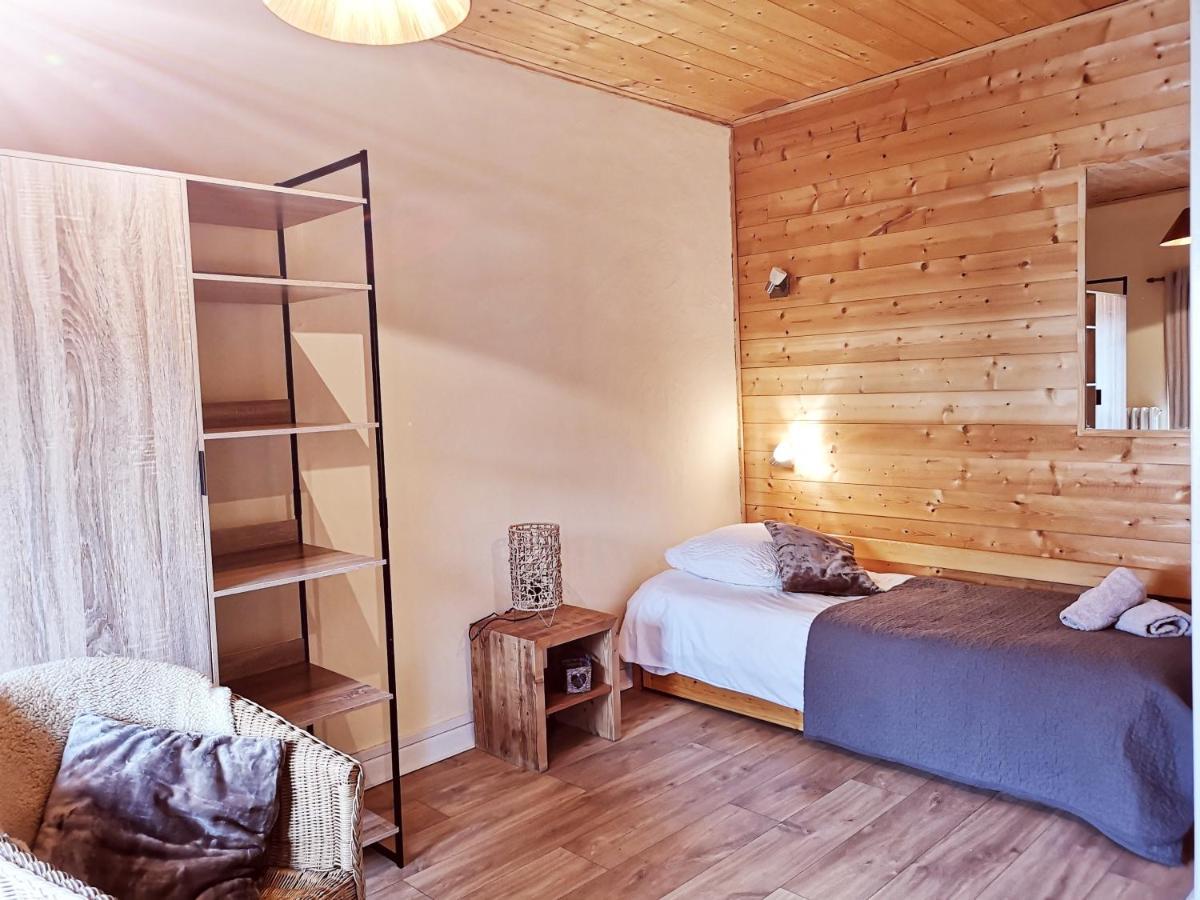 Auberge Des Deux Moucherolles Corrençon-en-Vercors Esterno foto