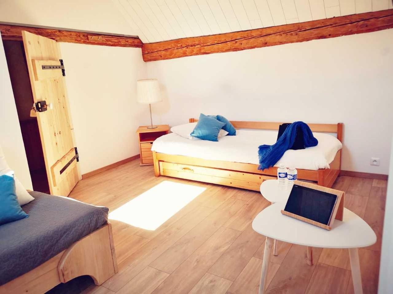 Auberge Des Deux Moucherolles Corrençon-en-Vercors Esterno foto