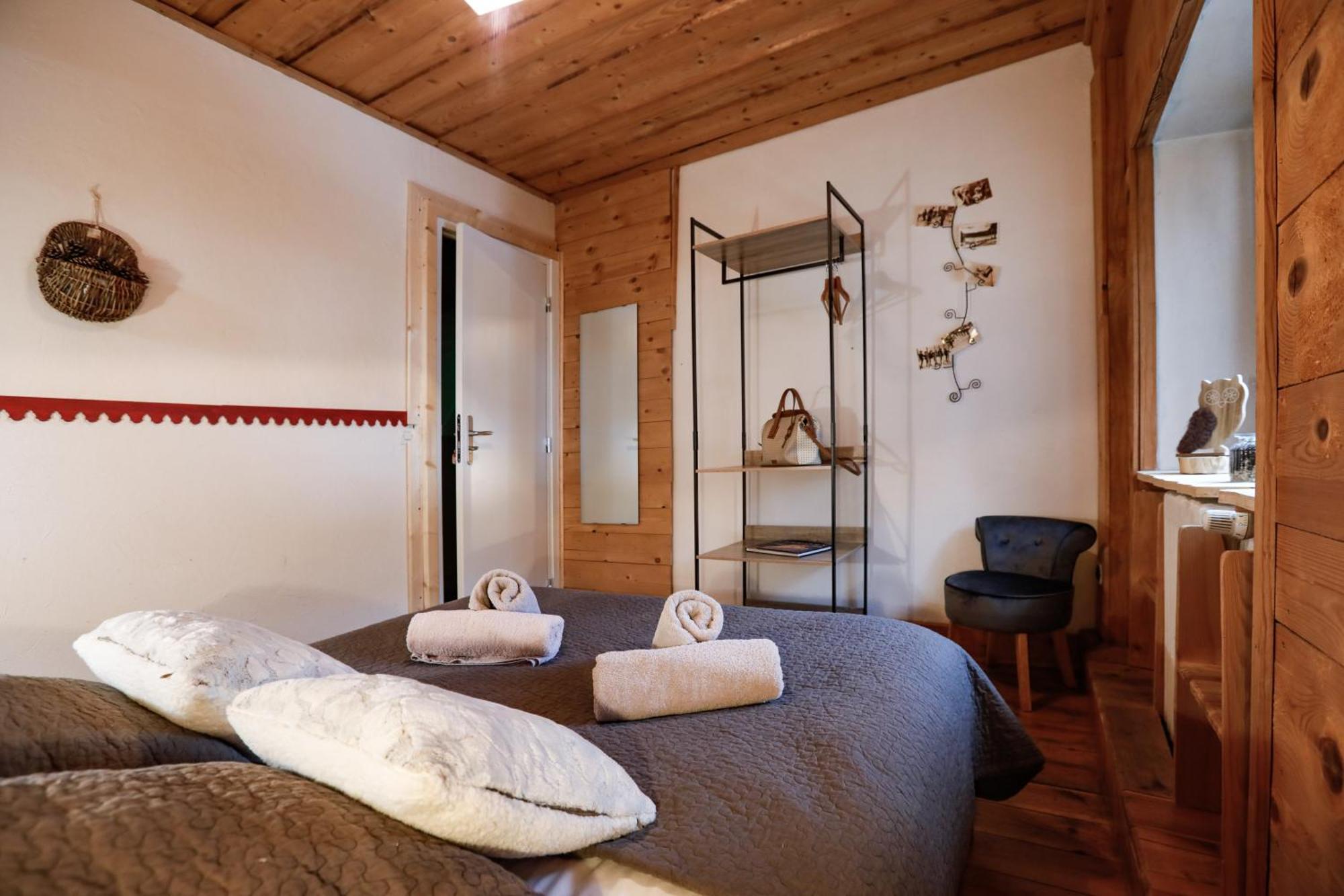 Auberge Des Deux Moucherolles Corrençon-en-Vercors Esterno foto